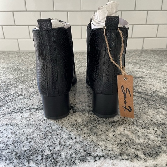 NWT Seven7 Madison Python Pointed Booties - 6 - Picture 11 of 16